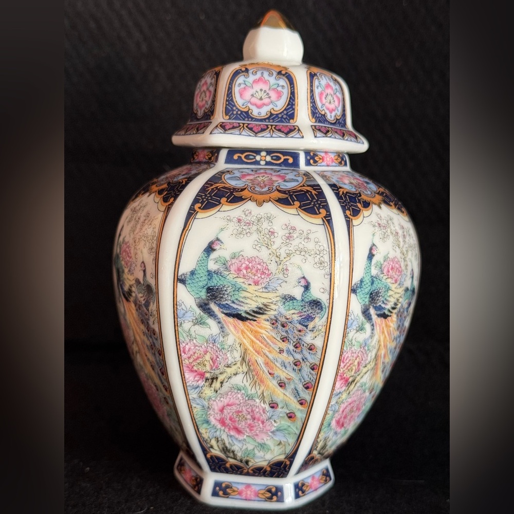 5.5" tall, made in Japan